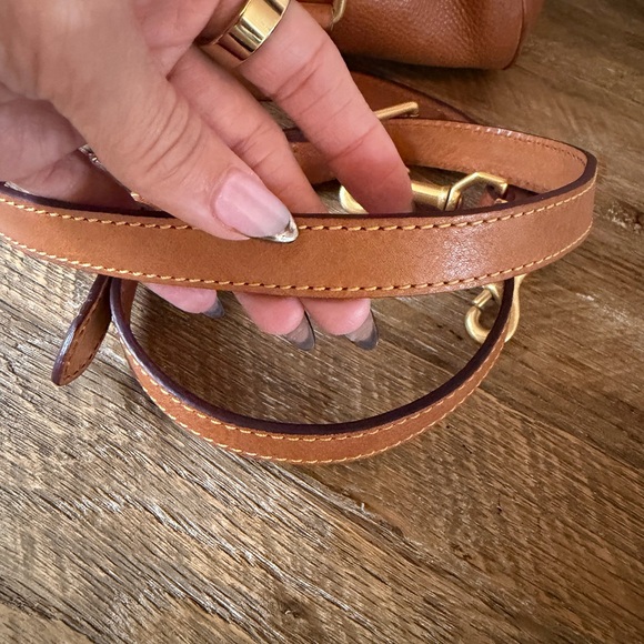 Dooney & Bourke Florentine Rich Brown Leather Satchel Shoulder Bag - Picture 5 of 17